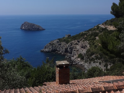 Toskanische Villa am Meer, herrliche Aussicht und Zugang zum Strand zu Fuß 