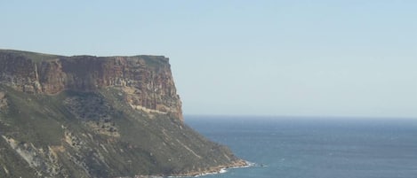 Vue sur le Cap Canaille de l'appartement