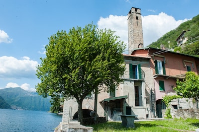 "La Casa del Pescador en el lago de Como" La morada en Careno