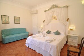 Bedroom - La Zinefra