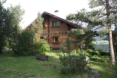 Independent charming chalet of 85 m2
