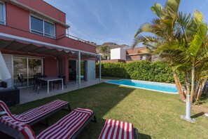Salobre Golfvilla mit privatem beheiztem Pool