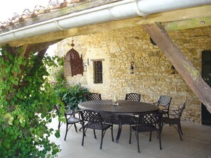 Shaded for lunch and dinner