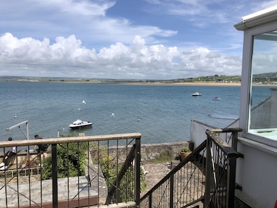 House right on Estuary, at Appledore, Devon, Shops, Pubs, Playground all close