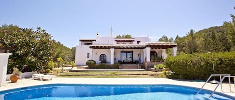 The house from the swimingpool. http://www.villamarlis.com