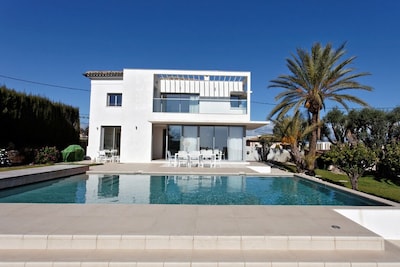 Sea View Villa - Luxus-Immobilie