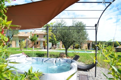 Ferienhaus / Villa / FOX AMPHOUX / Mas Provençal Piscine Spa Jacuzzi Haut Var Verdon