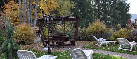 Terrasse arborée.