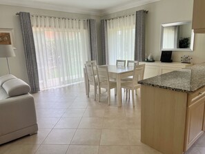 Double aspect Dining area seating 6 people with CD/Music Player