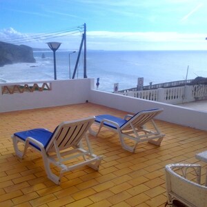 Casa en la Playa de Arrifana