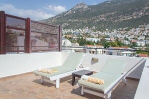 Roof terrace