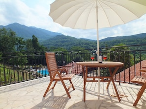 Terrace with BBQ and mountain views