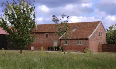 Superbly situated between Aldeburgh, Snape & Minsmere