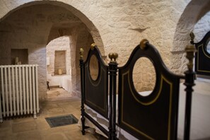 Bedroom in trullo suite