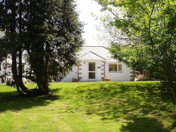 The peaceful setting where you can watch the badgers on the lawn.