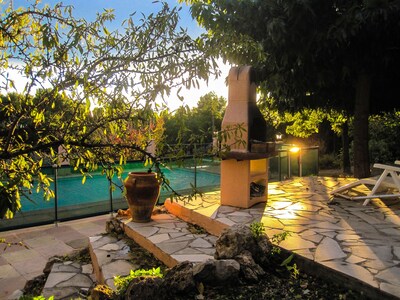 Spacious villa with private pool hilltop village 1k with restaurants and shops