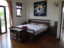 Master en suite bedroom - King size bed