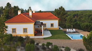 more than 300m2 Villa in the middle of pine and cork trees