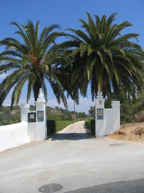Entrance to the Quinta