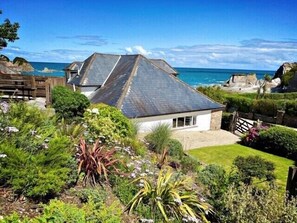 Sea views from all windows 