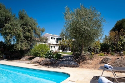 Villa amplia con piscina entre Tavira y Cabanas, y campos de golf cerca