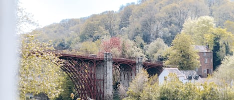 View of the Iron Bridge from the cosy lounge at Ironbridge View Townhouse 