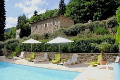 Albon D'ardèche: Properties to rent in restored Ardechois Farmhouse with pool