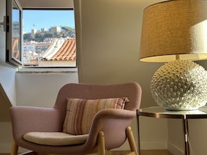 Living Room / Lounge