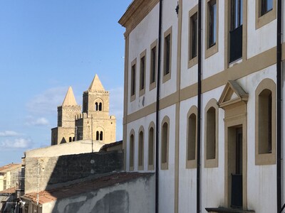 Del Duomo al Mar en Cefalu. 