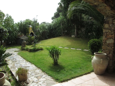 Sardinia: villa with garden 400m from the sea, the vacation you've always dreamed of