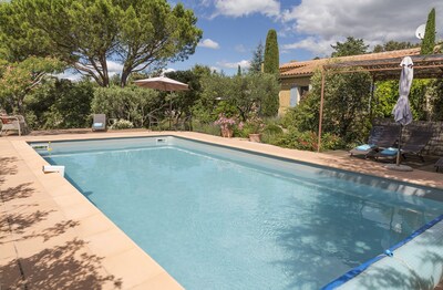 Provence House, Large Garden, Pool, Views, Walk To Centre Of Medieval 