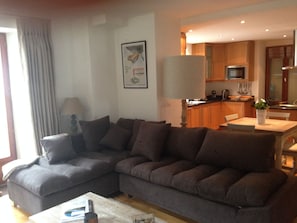 Sitting room, looking towards kitchen