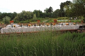 dining with friends