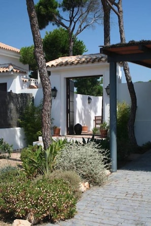 Entrance to the main courtyard.