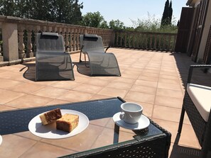 Roof Terrace Sun Loungers