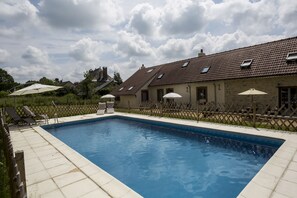 www.lestroispetitesmaisons.com