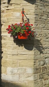 Idyllic self-catering cottages at Castle Hill between Huddersfield and Holmfirth