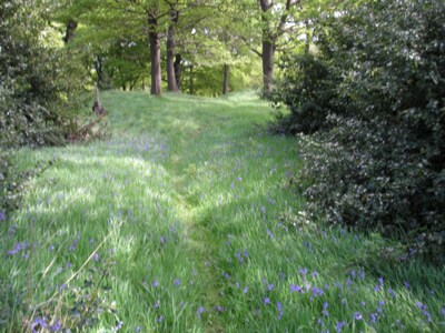 Idyllic self-catering cottages at Castle Hill between Huddersfield and Holmfirth