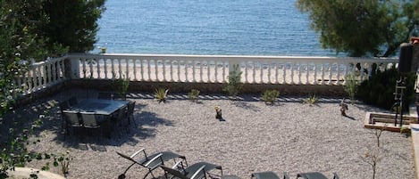 Seaview and garden view from balcony