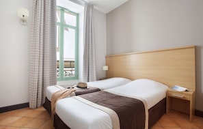 Get a peaceful night sleep in our cozy bedroom with a Double bed or 2 Single beds.