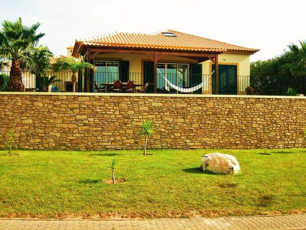 Sun Facing facade of Casa da Pedra Branca