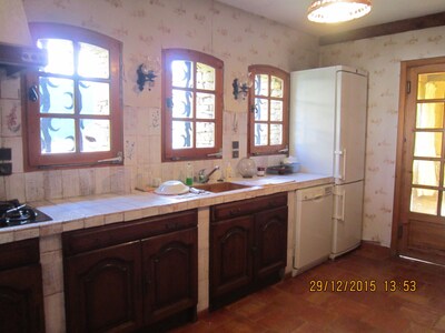 Spacious house, private pool and garden, 2km from the beach