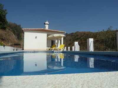 3 bedroom villa with private pool. Wonderful views (mountain and sea)