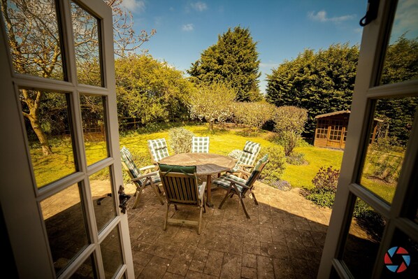 The Cottage Patio and garden