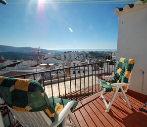 Sunny top terrace with sea view