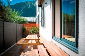 Terrace with views towards Brévent and Mont Blanc