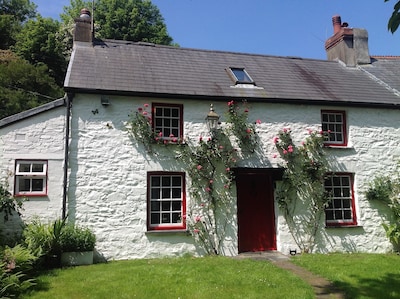 .Grade 11 listed cottage in Fishguard, Pembrokeshire