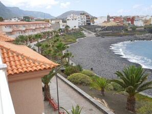 Blick nach La Caleta de Interian von der Terrasse