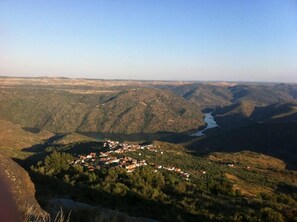 Village de Mazouco et la vallée du Douro