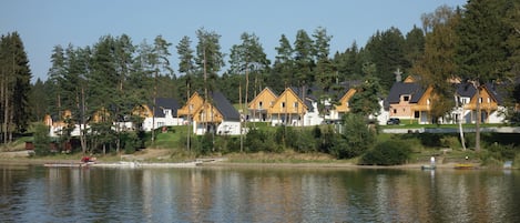 Ferienanlage, ganz neu erbaut